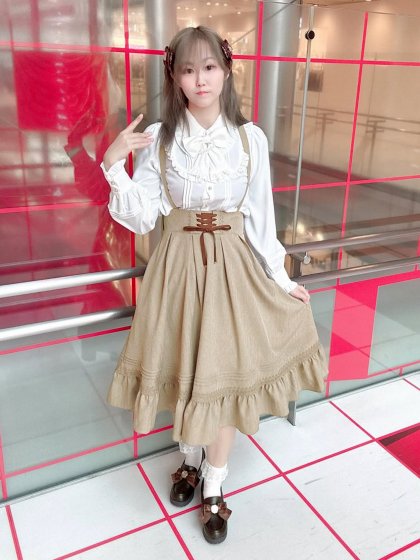 Classical Doll ミドル丈スカート Classical Doll ミドル丈スカート