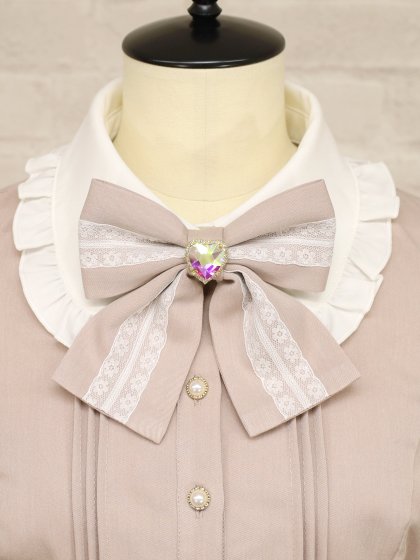 Girly Heart ビジュー付リボンブローチ Girly Heart ビジュー付リボンブローチ