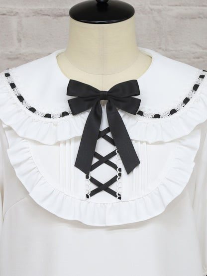 Chērie Lace レースアップブラウス
